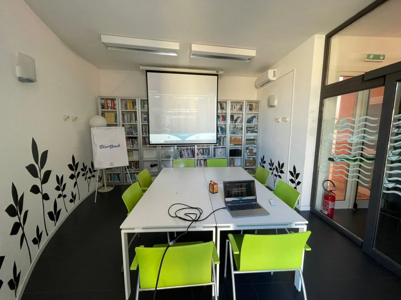 Sala riunioni Luna Rossa a Lecce - Foto 3
