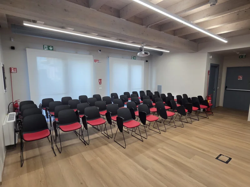Sala Riunione/Formazione - Sala Conferenze