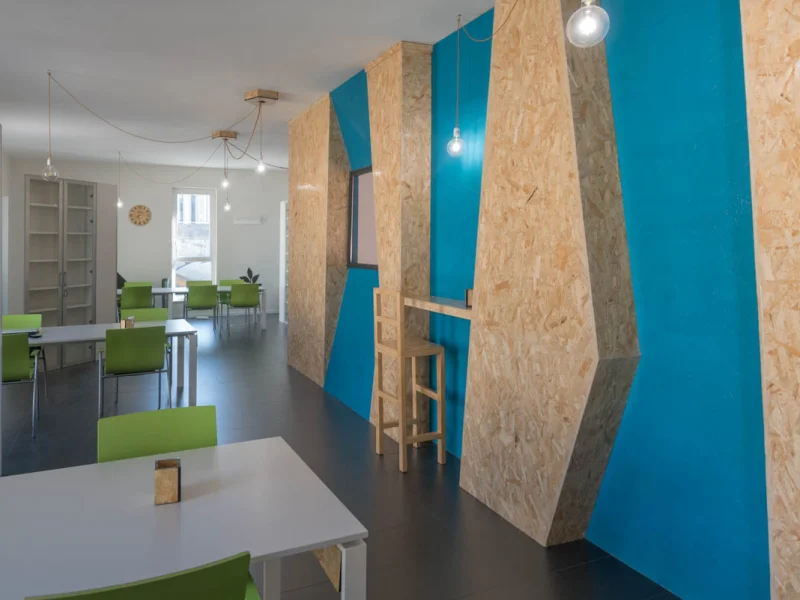 Molo Desk Daily a Lecce - Foto 2