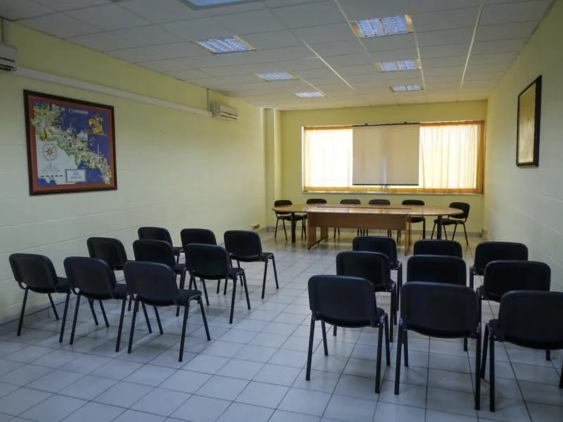 Sala conferenze 50p a sedere a Corato - Foto 3