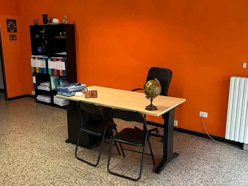 UFFICIO PRIVATO 2 - Uffici Privati disponibile per prenotazione