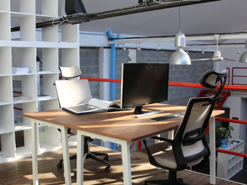 Dedicated desk - Postazione disponibile per prenotazione