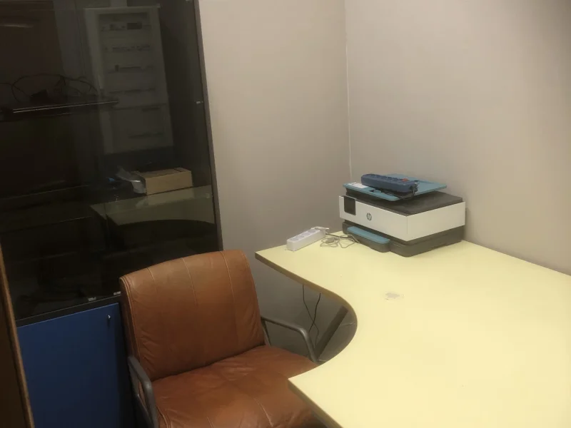 Uff. Ripetizioni - Uffici Privati disponibile per prenotazione