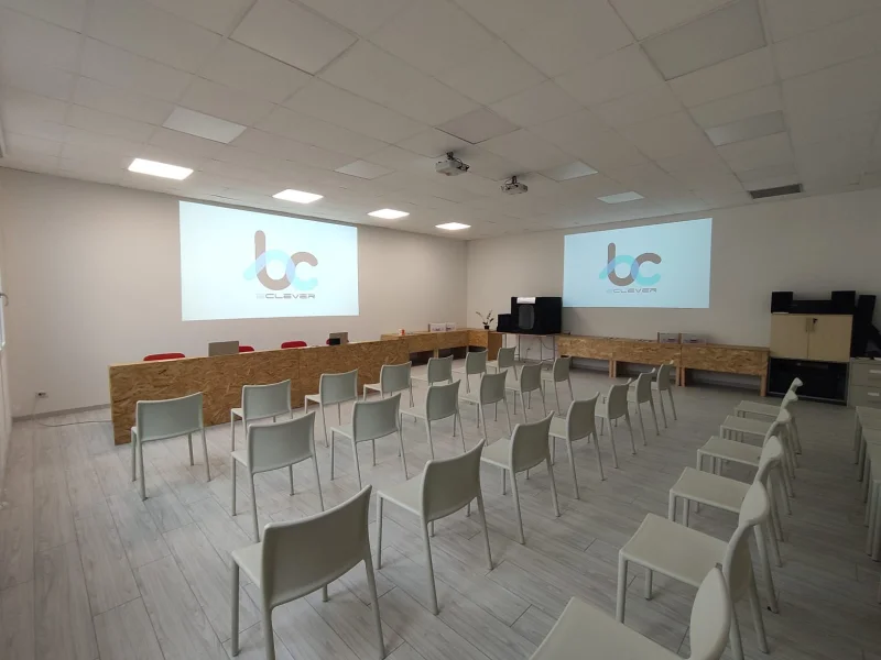 Sala Formazione - Sala Conferenze disponibile per prenotazione