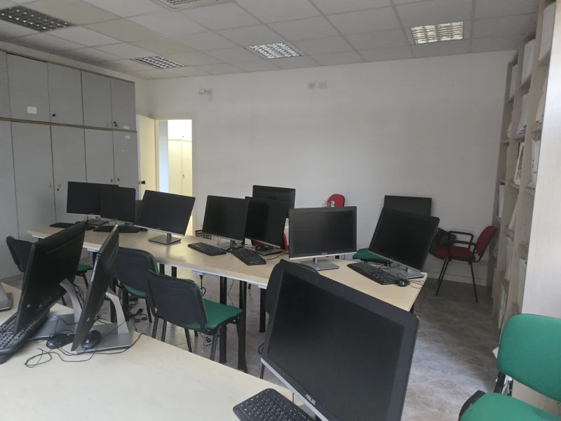 Sala pc 2 a Viterbo - Foto 2