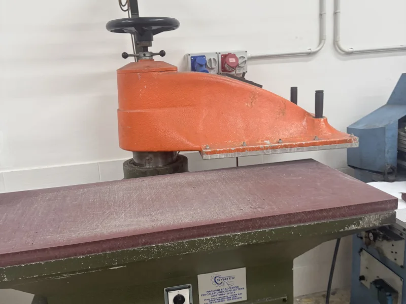 Taglio a Trancia con Fustella - Foto 4