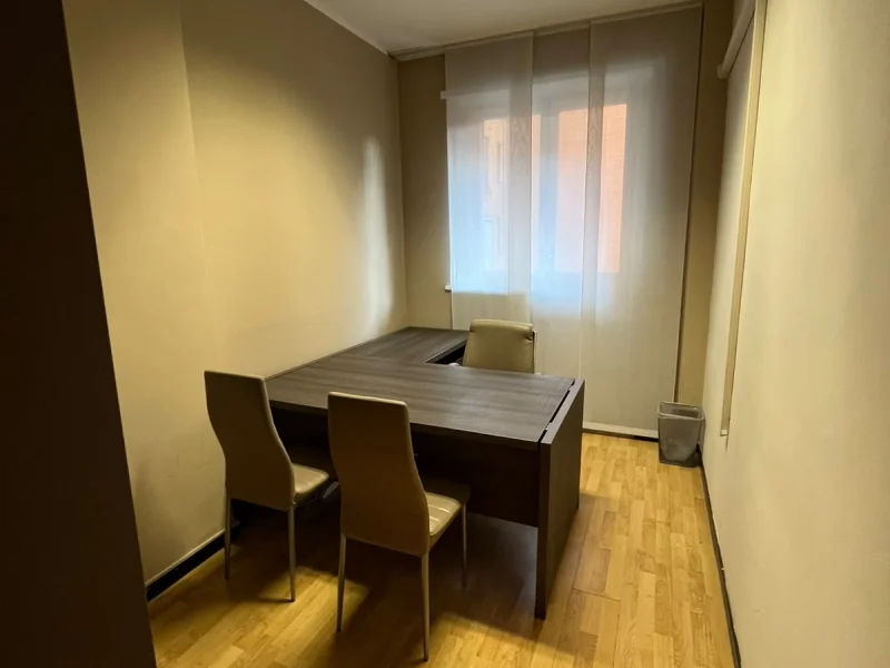 Ufficio operativo a Milano - Immagine principale