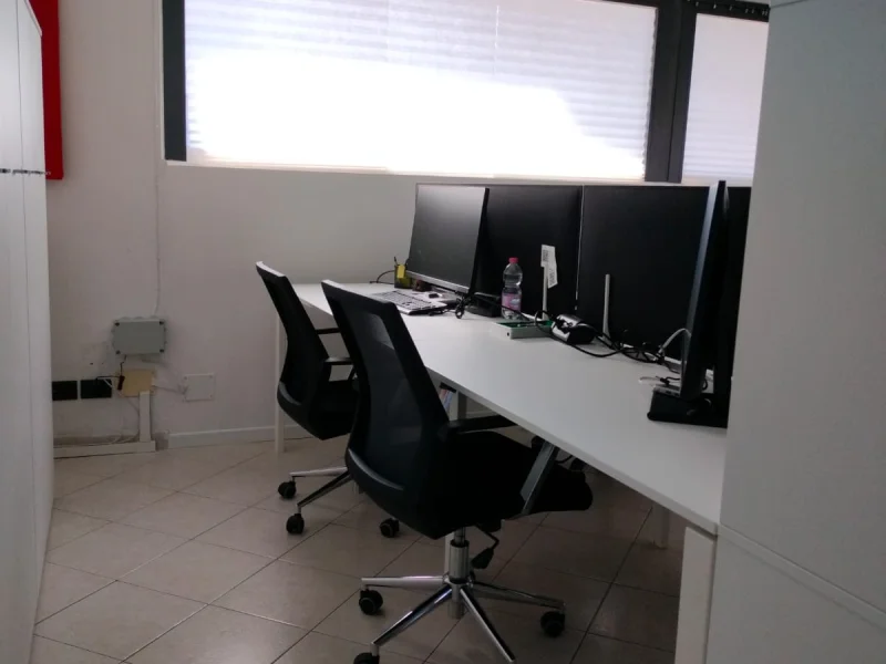 Postazione Condivisa - Coworking disponibile per prenotazione