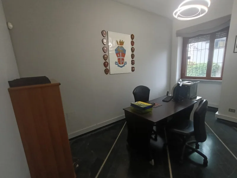 Ufficio CC - Uffici Privati disponibile per prenotazione