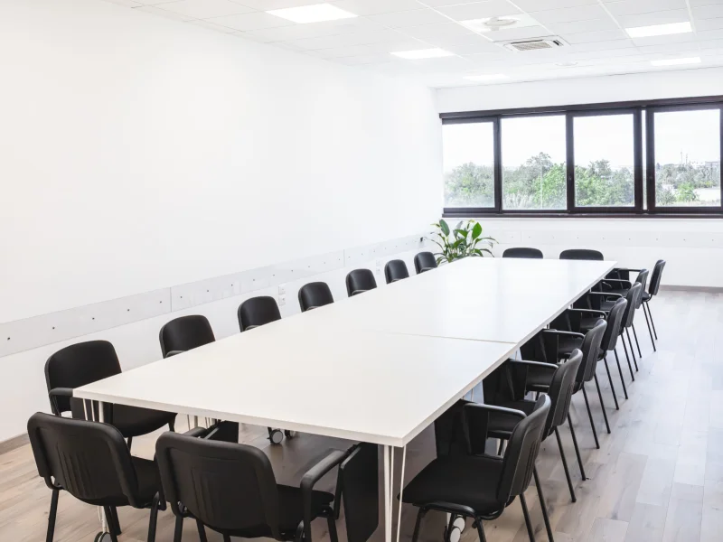 Sala Riunioni "Intera" - Sala Riunione disponibile per prenotazione