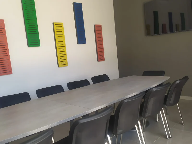 Sala Riunioni - Sala Riunione disponibile per prenotazione