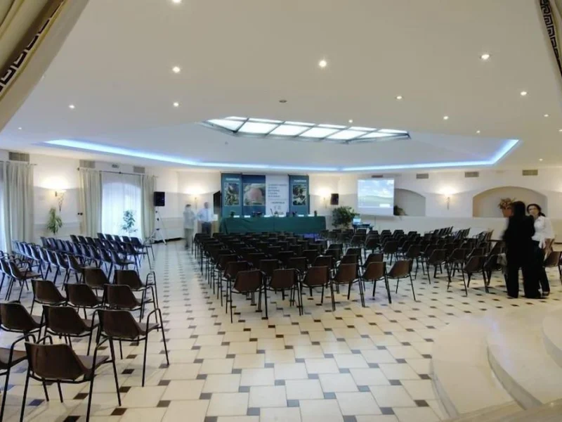 Sala Convegni a Policoro - Foto 3