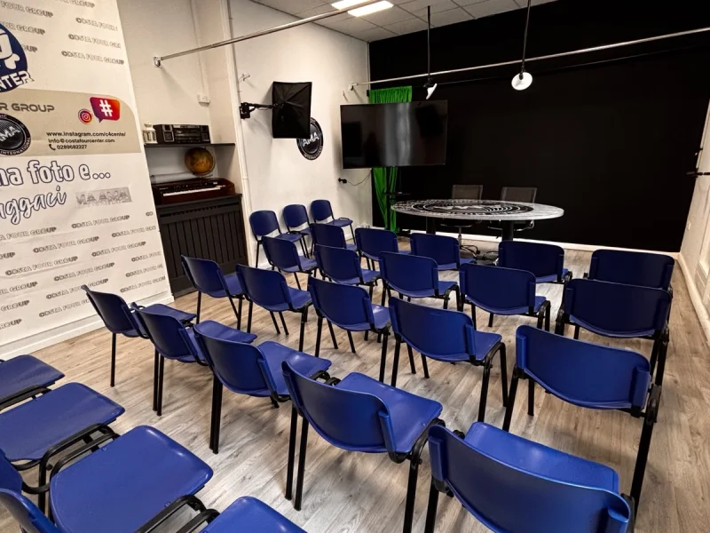 Sala meeting - Sala Riunione disponibile per prenotazione