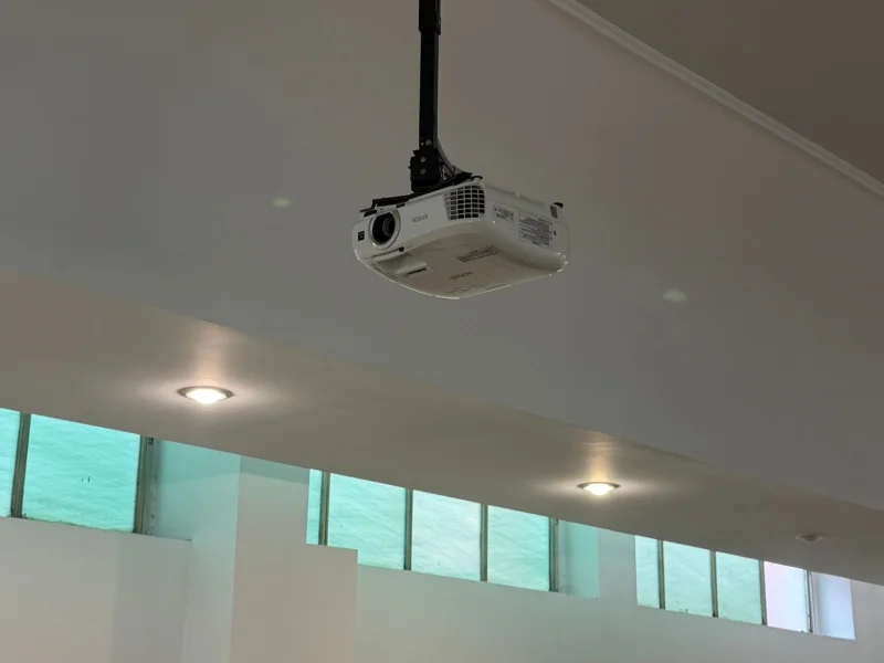 Sala corsi - Sala Conferenze disponibile per prenotazione