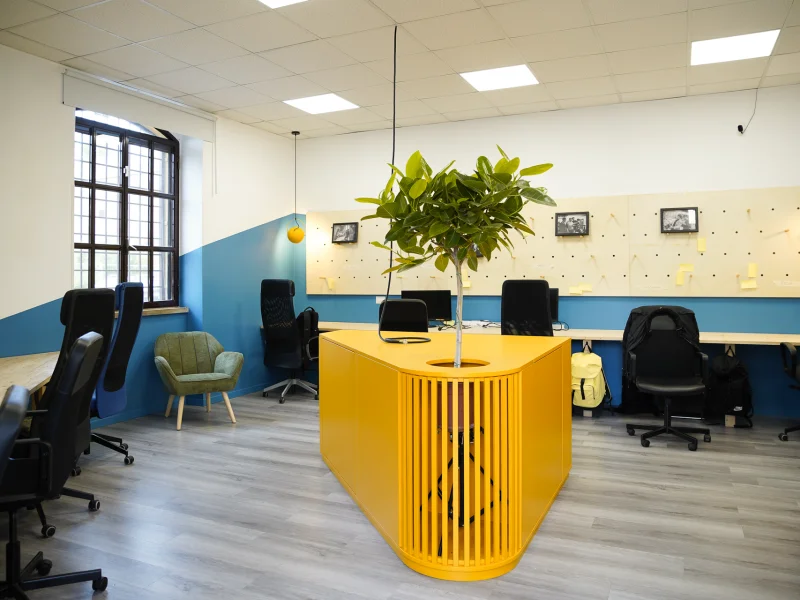 Open space coworking - Coworking disponibile per prenotazione