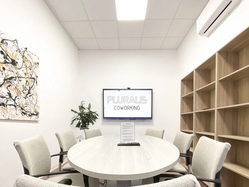 Sala riunioni PLURALIS - Sala Riunione disponibile per prenotazione
