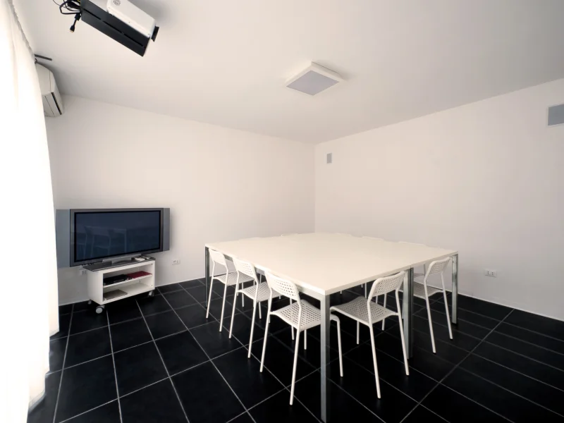 Sala Riunioni - Sala Riunione disponibile per prenotazione