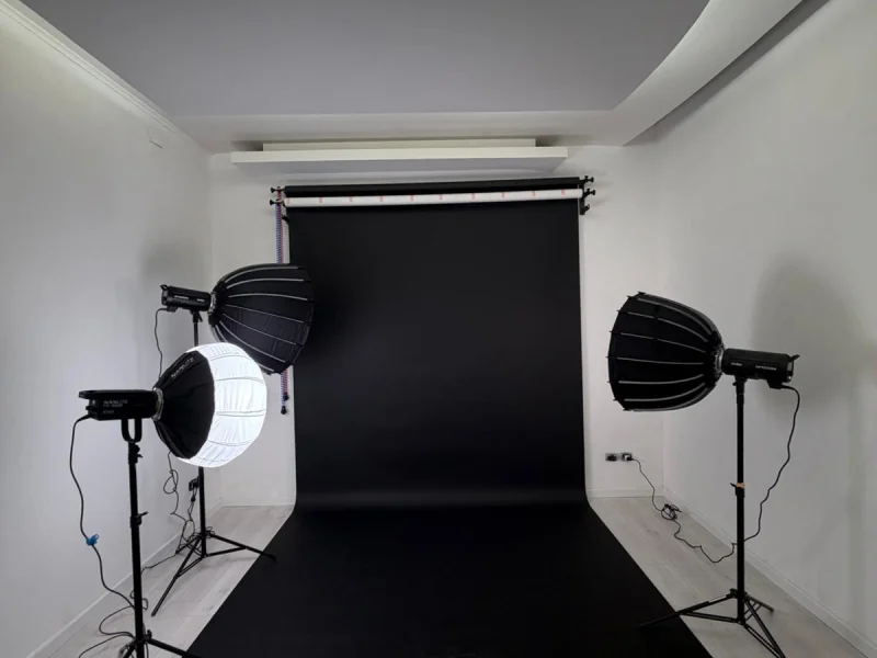 Sala posa con fondale - Uffici Privati