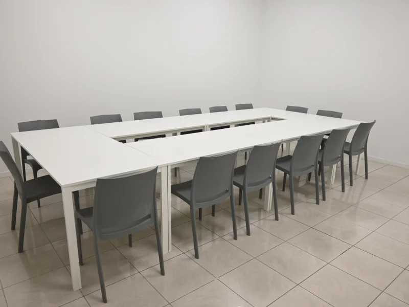 Riunione e formazione 15 persone - Sala Riunione disponibile per prenotazione