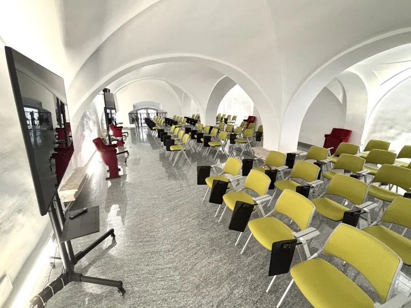 SALA VALERIA + SALA PIETRO - Sala Conferenze disponibile per prenotazione