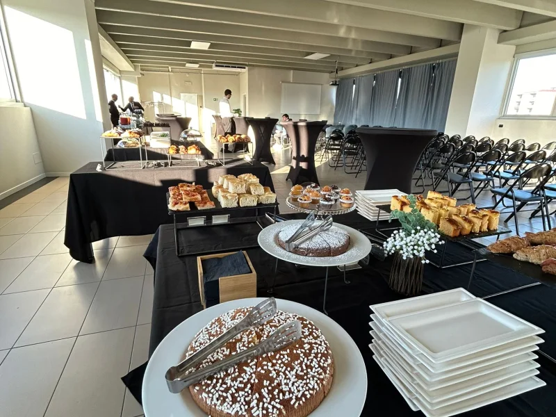 Sala Eventi con terrazza - Sala Conferenze disponibile per prenotazione