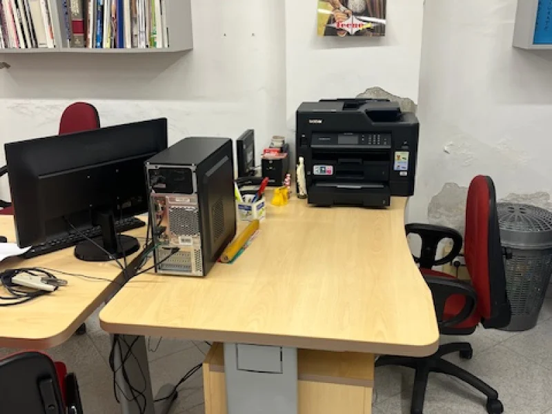 Postazione in open space 2 - Foto 5