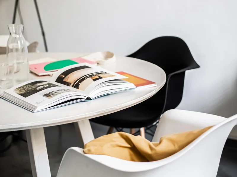 Sala riunioni 5 persone - Sala Riunione disponibile per prenotazione