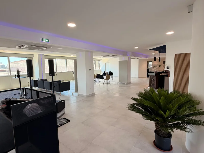 MI METTO QUI  -  Lounge/Tavolo a Venezia - Foto 3