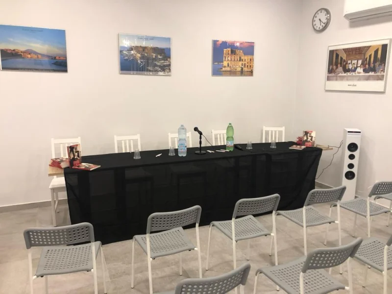 Spazio 1 - Sala Riunione disponibile per prenotazione