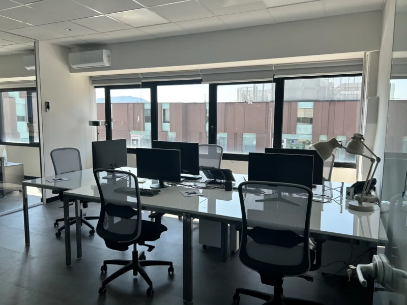 Ufficio 5 persone - Uffici Privati disponibile per prenotazione