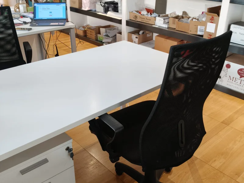 Scrivania Coworking - Coworking disponibile per prenotazione