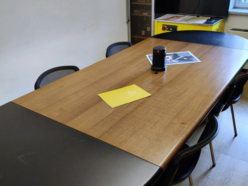 Sala Riunioni - Sala Riunione disponibile per prenotazione