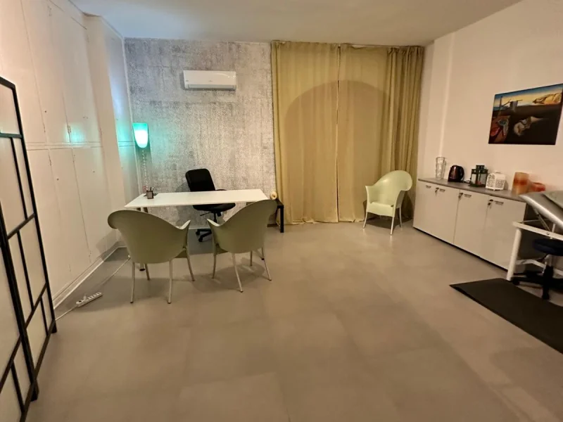 Studio - Riunioni - Uffici Privati disponibile per prenotazione