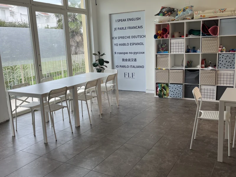 Bianco - Sala Corsi disponibile per prenotazione