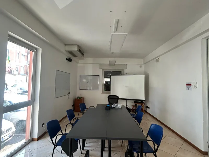 AULA BLU - Sala Riunione disponibile per prenotazione