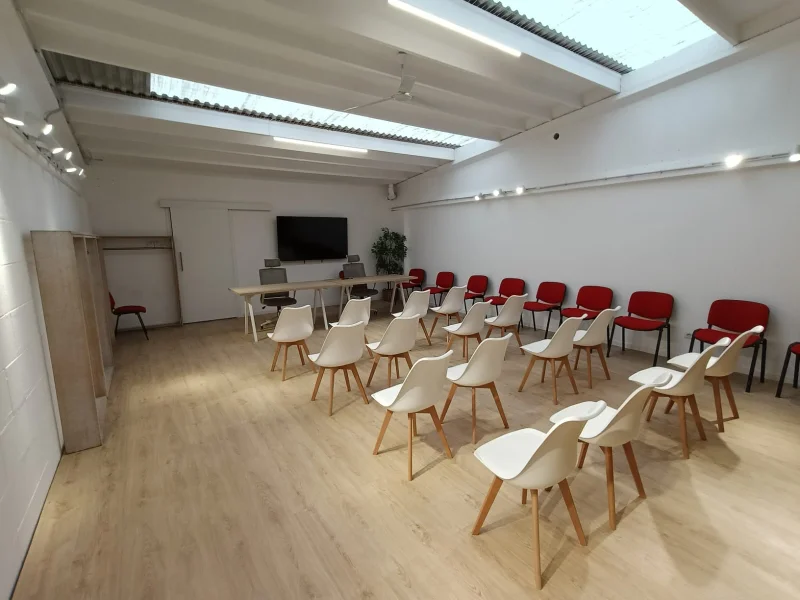 SALA CONFERENZE - Sala Conferenze disponibile per prenotazione