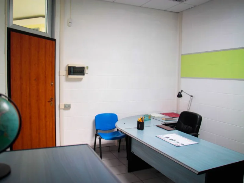Ufficio esclusivo anche arredato a Corato - Foto 4