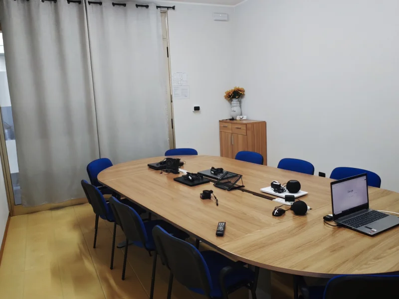 Sala 1 - Sala Riunione disponibile per prenotazione