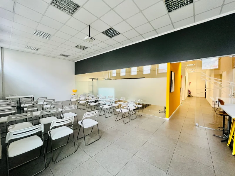 Sala Seminario - Sala Riunione disponibile per prenotazione