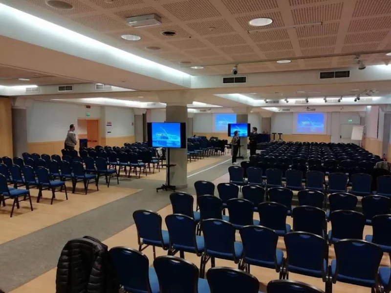SALONE 1 - Sala Conferenze disponibile per prenotazione
