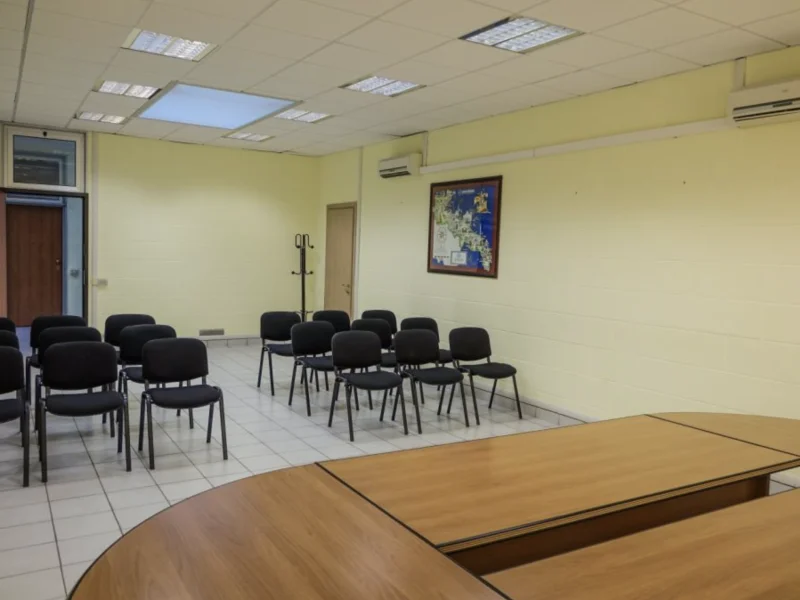 Sala conferenze 50p a sedere a Corato - Foto 4