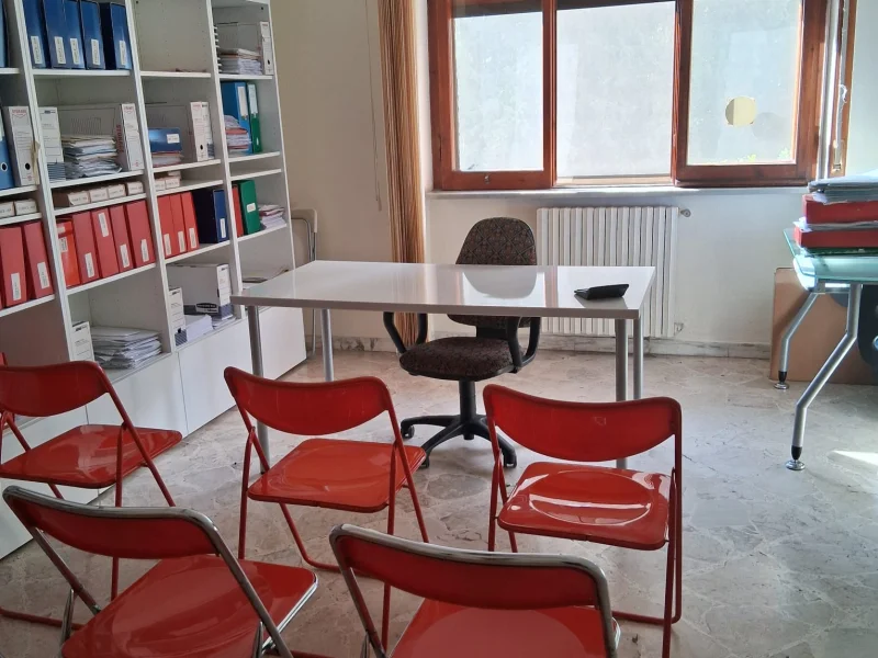 SALA RIUNIONI GRANDE - Sala Riunione disponibile per prenotazione