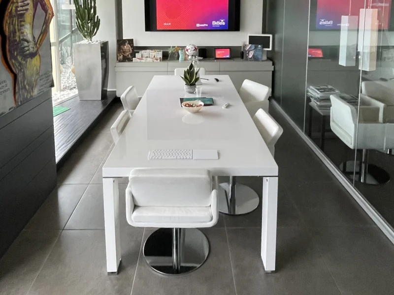 SALA RIUNIONI a Bari - Foto 2