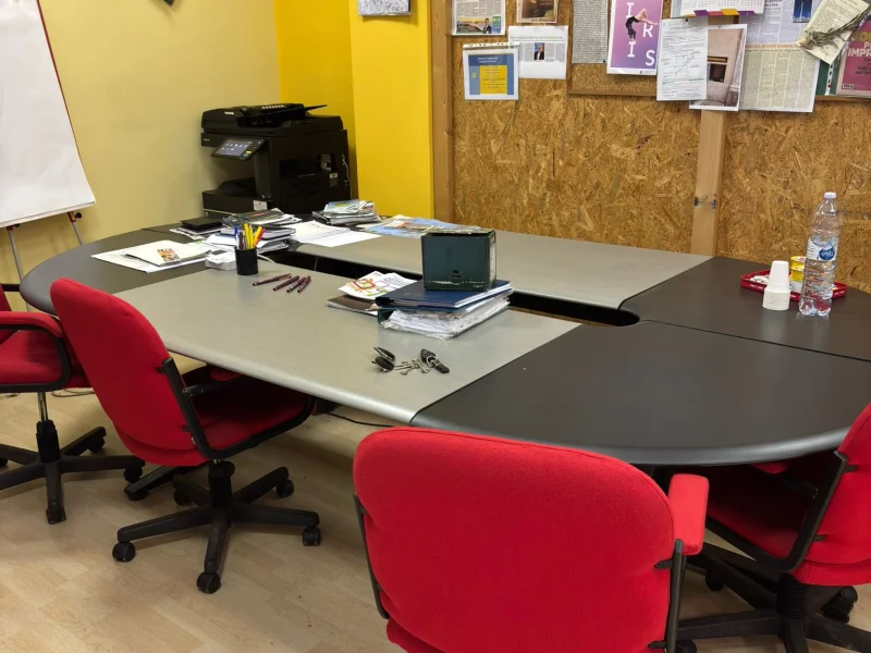 Sala riunione open - Sala Riunione