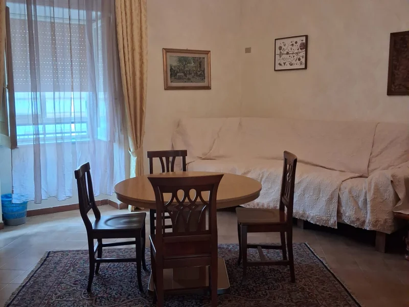GLI STUDI DI PEPPE a Santa Maria A Vico - Foto 2