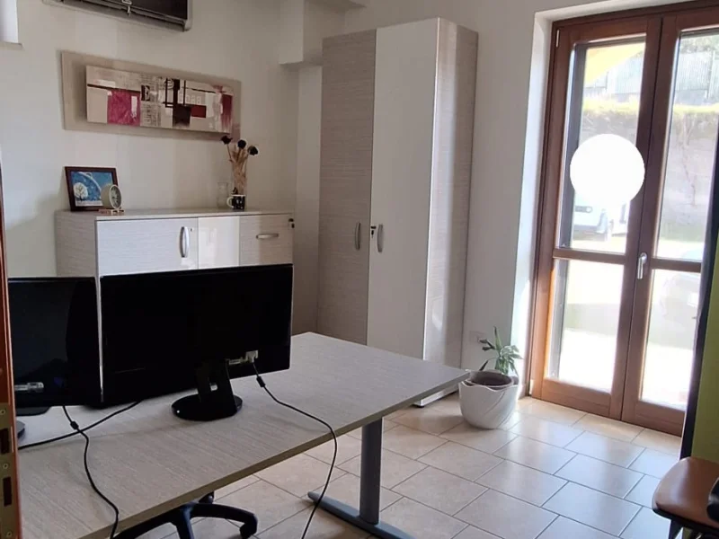 UFFICIO SPOT - Uffici Privati disponibile per prenotazione