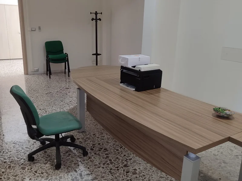 Ufficio 8 a Torre del Greco - Foto 3