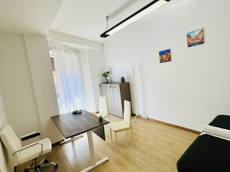 Stanza 2 - Studio Medico disponibile per prenotazione