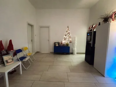 Sala riunioni a Massa