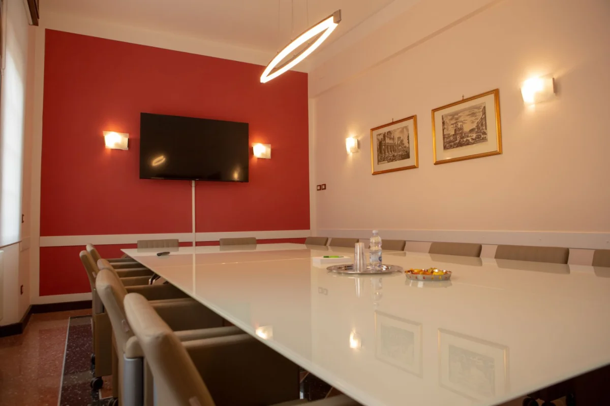 Sant'elena gest. immobiliari srl